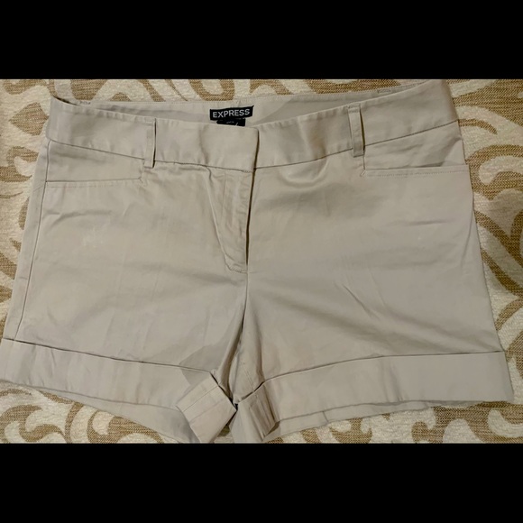 Express Cream/ Khaki dress shorts - Picture 1 of 3
